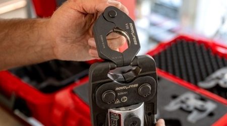 Schwenkbarer Pressring (2).jpg